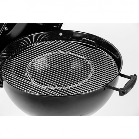 Gratar pe carbuni Weber Master Touch WB 14701004, 57 cm, Otel inoxidabil, Reglare flux de aer, 2 roti gumate, Termometru incorporat, Negru