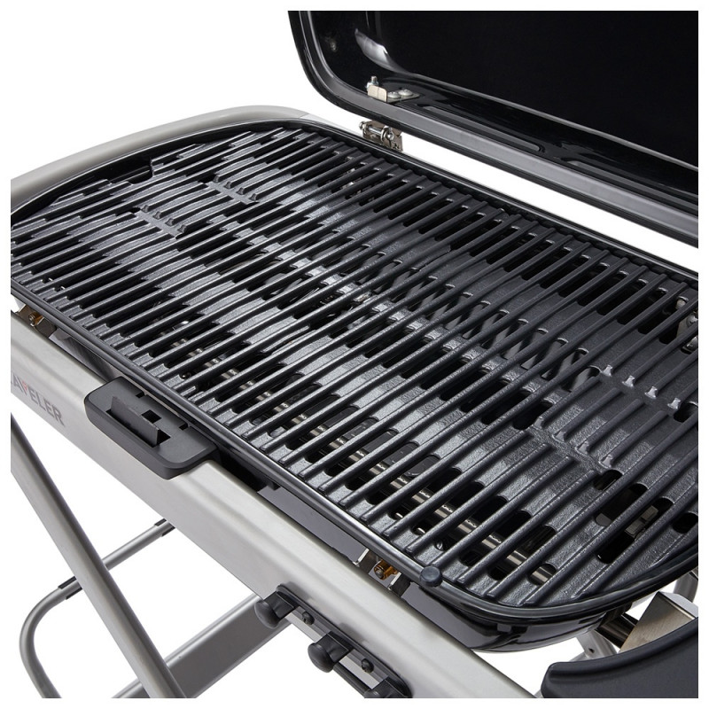 Gratar pe gaz Weber Traveler WB 9010075, 3.5 kW, 63.5x34.3 cm, Grill emailat, Arzator otel inoxidabil, 2 roti, Negru/Argintiu