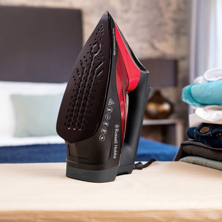 Russell Hobbs One Temperature Iron 25090-56, 2600 W, Placă ceramică, O temperatură optimă, Autocurățare, 0.35 l, Roșu/negru