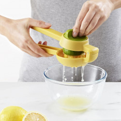 Storcator manual pentru citrice Joseph Joseph Juice Max 20171, Rotire usoara, Fara BPA, Galben/verde