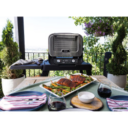 Cuptor electric pentru exterior Ninja Woodfire OO101EU, 2400W, 8 programe, Timer, Afisaj LED, Oprire automata, Rosu/Negru