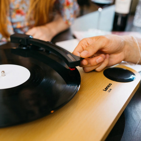 Gramofon cu difuzoare incorporate Lenco LS-40WD, Semi-automat, AUX, RCA, Sistem ceramic, Maro