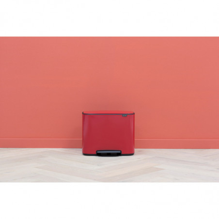 Cos pentru gunoi cu pedala Brabantia Bo Pedal 1000237, 36 L, Inchidere usoara, Baza antiderapanta, Rezistent la amprente, Inox/mat