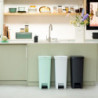 Cos cu pedala Brabantia StepUp 1005557, 40 L, Materiale ecologice, Deschidere mare, Gri închis