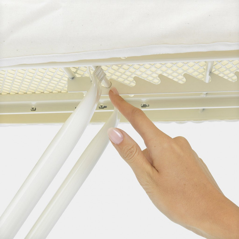 Masa de calcat Brabantia B 90300120, 124x38 cm, 7 pozitii de reglare, Suport generator de abur, PerfectFlow, Alb/Albastru