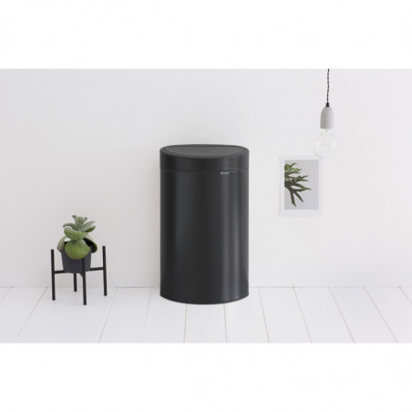 Cos de gunoi Brabantia Touch Bin New 649733, 40 L, Inchidere silentioasa si lina, Spate plat, Negru