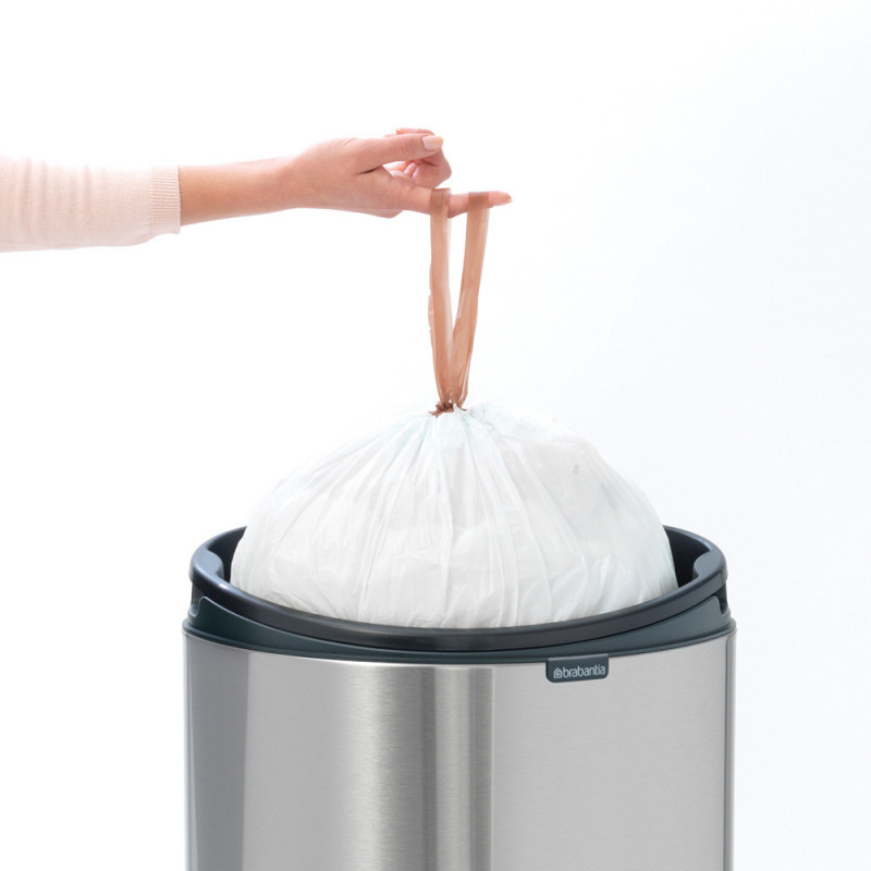 Coș de gunoi Brabantia Touch Bin New 649734, 40 l, Închidere silențioasă și lină, Spate plat, Rezistent la amprente, Oțel inoxidabil/mat