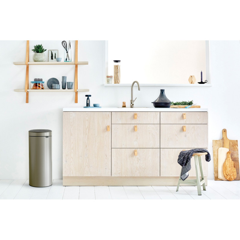 Brabantia Touch Bin New 650007, 30 L, închidere silențioasă și lină, gri