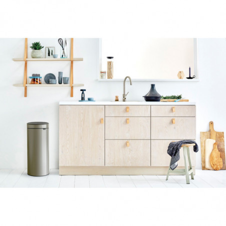 Brabantia Touch Bin New 650007, 30 L, închidere silențioasă și lină, gri
