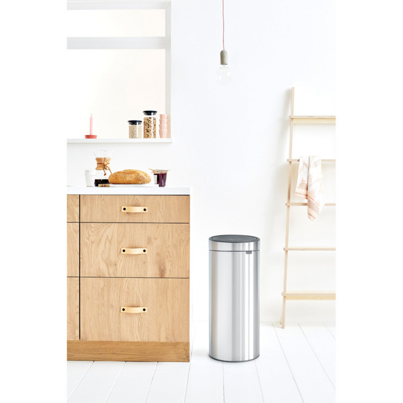 Cos de gunoi Brabantia Touch Bin New 650011, 30 L, Inchidere silentioasa si lina, Inox mat