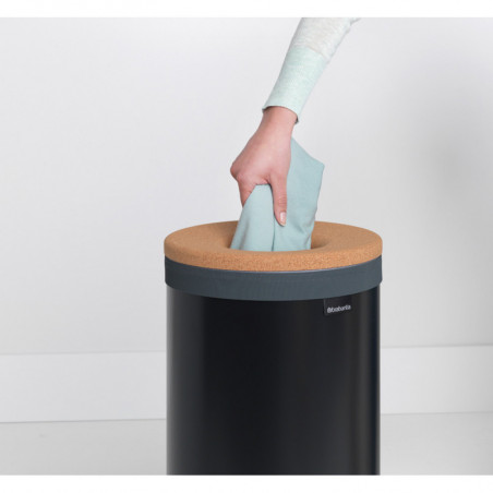 Cos de rufe Brabantia 1000825, 35 L, Capac de pluta, Umplere fara deschidere, Gauri ventilatie, Negru
