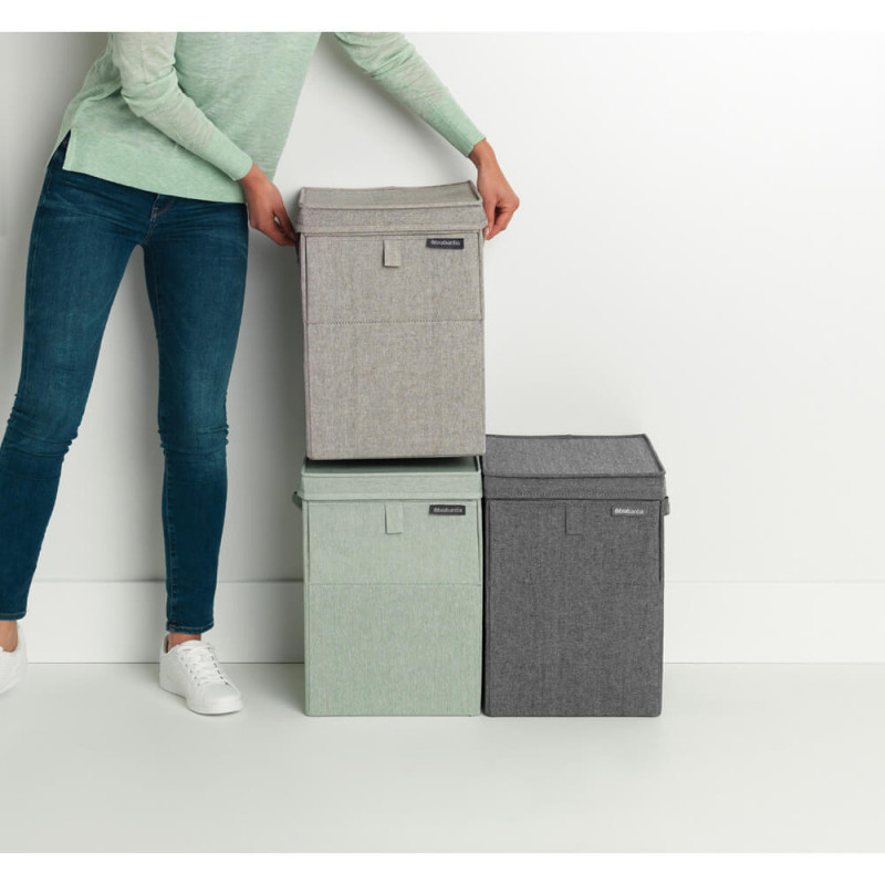 Cutie de rufe stivuibilа Brabantia 1000828, 35 L, Deschidere frontala, Capac lat, Pliabil, Negru