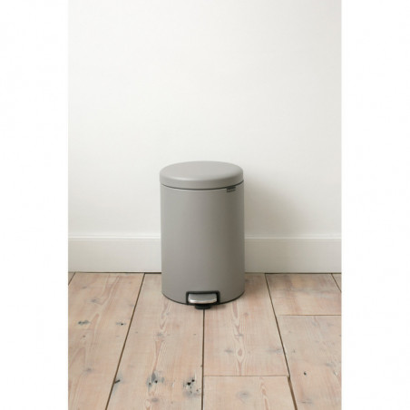 Cos de gunoi cu pedala Brabantia NewIcon 1001091, 20 L, Inchidere lina, Baza antiderapanta, Acoperit cu minerale, Gri