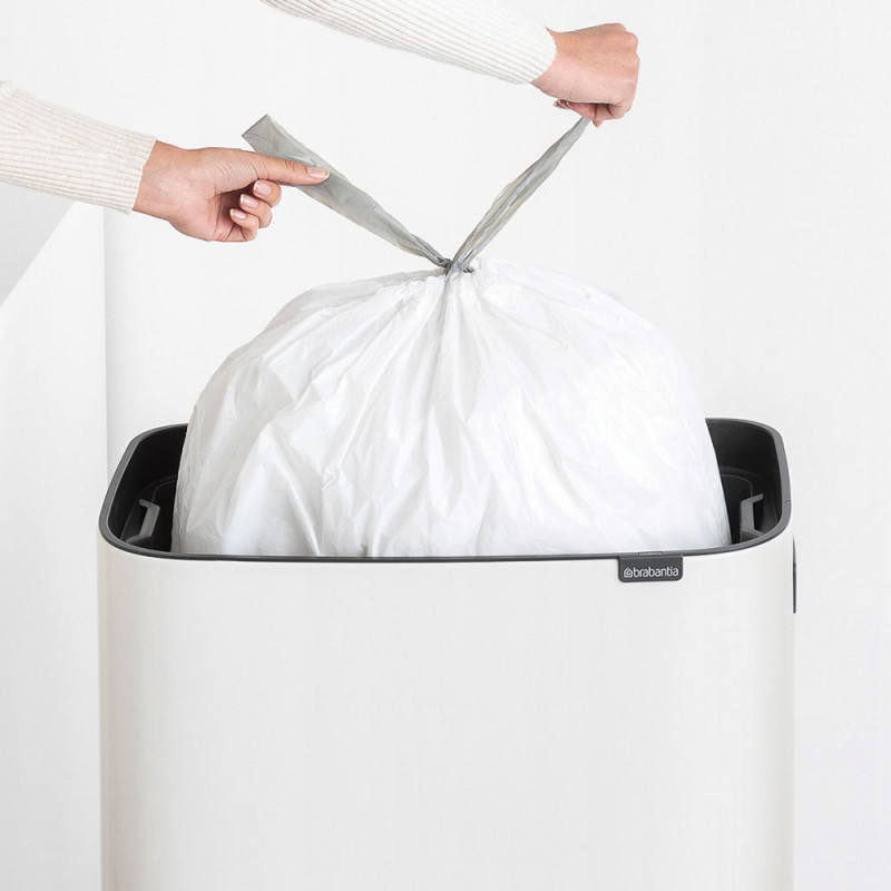 Cos de gunoi Brabantia Bo Touch Hi 1001259, 60 L, Deschideri laterale pentru transport, Picioare reglabile, Alb