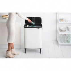 Cos de gunoi Brabantia Bo Touch Hi 1001259, 60 L, Deschideri laterale pentru transport, Picioare reglabile, Alb