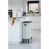 Cos de gunoi Brabantia Bo Touch Hi 1001263, 2x30 l, Fixare ferma pe perete, Picioare reglabile, Alb
