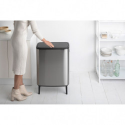 Cos de gunoi Brabantia Bo Touch Hi 1001265, 2x30 L, Perfect langa perete, Reglare pe picior, Rezistent la amprente, Inox/mat