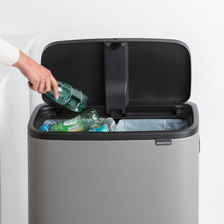 Cos de gunoi Brabantia Bo Touch Hi 1001266, 2x30 L, Perfect langa perete, Reglare picioare, Acoperit cu minerale, Gri