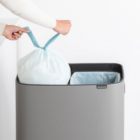 Cos de gunoi Brabantia Bo Touch Hi 1001266, 2x30 L, Perfect langa perete, Reglare picioare, Acoperit cu minerale, Gri