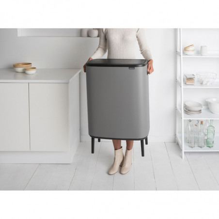 Cos de gunoi Brabantia Bo Touch Hi 1001266, 2x30 L, Perfect langa perete, Reglare picioare, Acoperit cu minerale, Gri