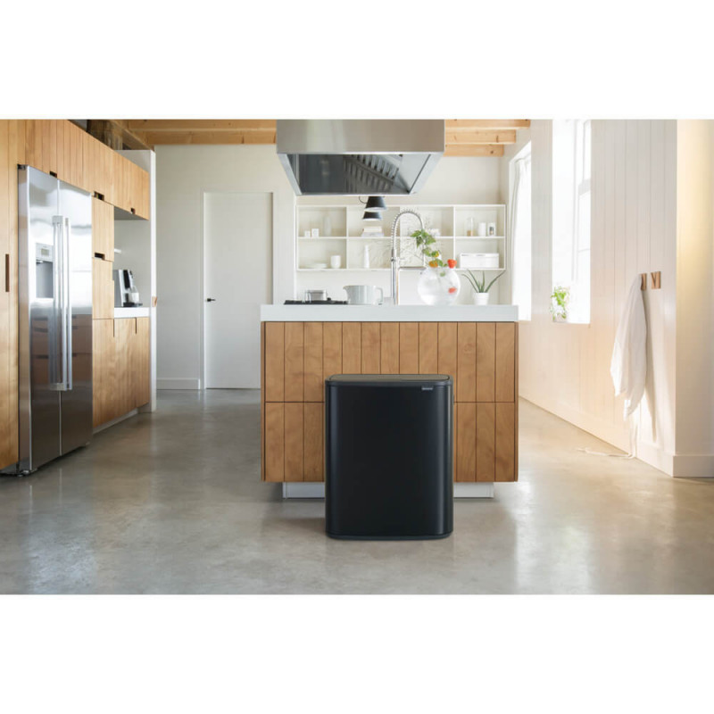 Coș de gunoi Brabantia Bo Touch 1001274, 60 l, deschidere lină și silențioasă, deschidere largă, rezistent la amprente, negru/mat