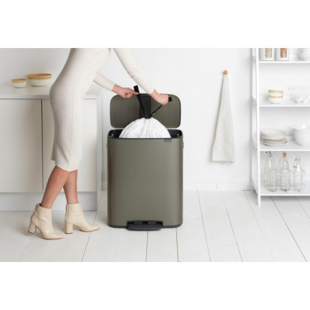 Coș Brabantia Bo Pedal 1003184, 60 L, închidere ușoară, bază antiderapantă, gri