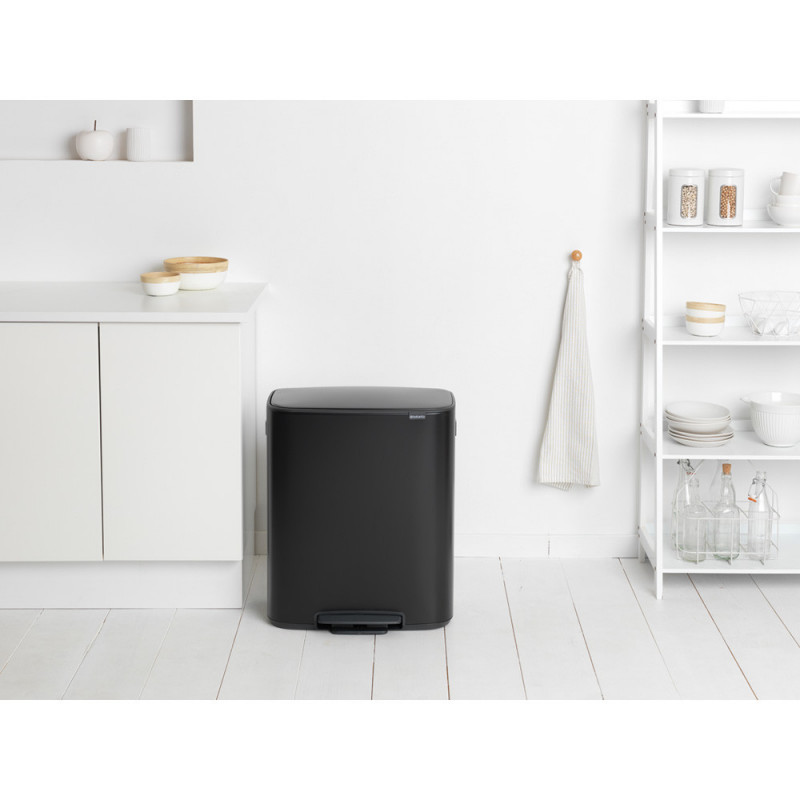 Cos de gunoi Brabantia Bo Pedal 1003191, 2x30 L, Inchidere lina, Baza antiderapanta, Negru