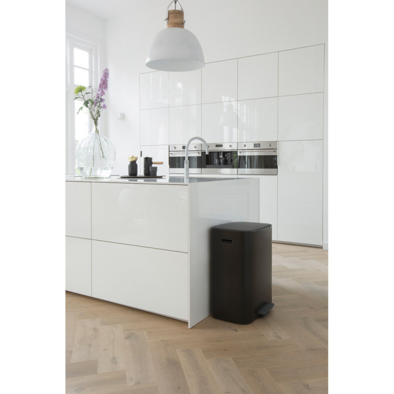 Cos de gunoi Brabantia Bo Pedal 1003191, 2x30 L, Inchidere lina, Baza antiderapanta, Negru