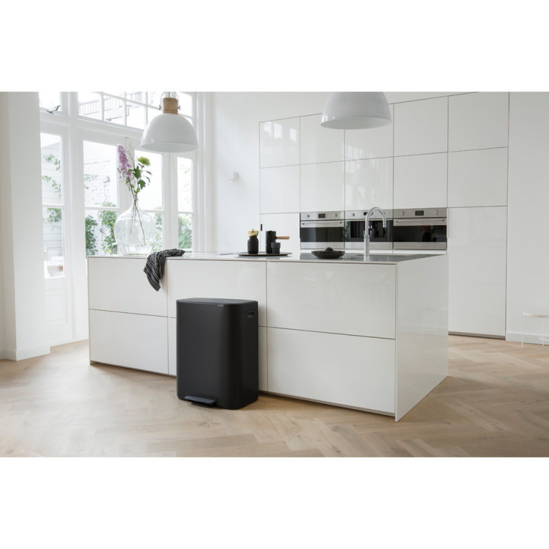 Cos de gunoi Brabantia Bo Pedal 1003191, 2x30 L, Inchidere lina, Baza antiderapanta, Negru