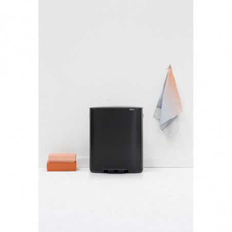 Cos de gunoi Brabantia Bo Pedal 1003191, 2x30 L, Inchidere lina, Baza antiderapanta, Negru