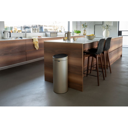 Cos de gunoi Brabantia Touch Bin New 1003221, 30 L, Inchidere silentioasa si lina, Auriu metalic