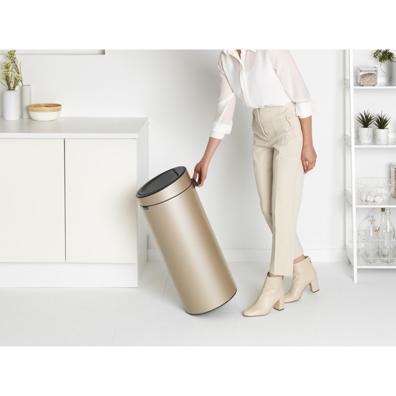 Cos de gunoi Brabantia Touch Bin New 1003221, 30 L, Inchidere silentioasa si lina, Auriu metalic