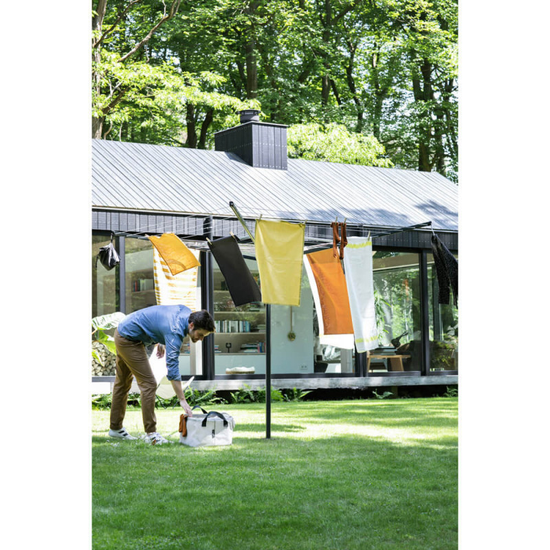 Uscator de rufe pentru exterior Brabantia Lift-O-Matic 1003464, 50 m, Inaltime reglabila, Baza betonare, Rezistent la coroziune, Negru