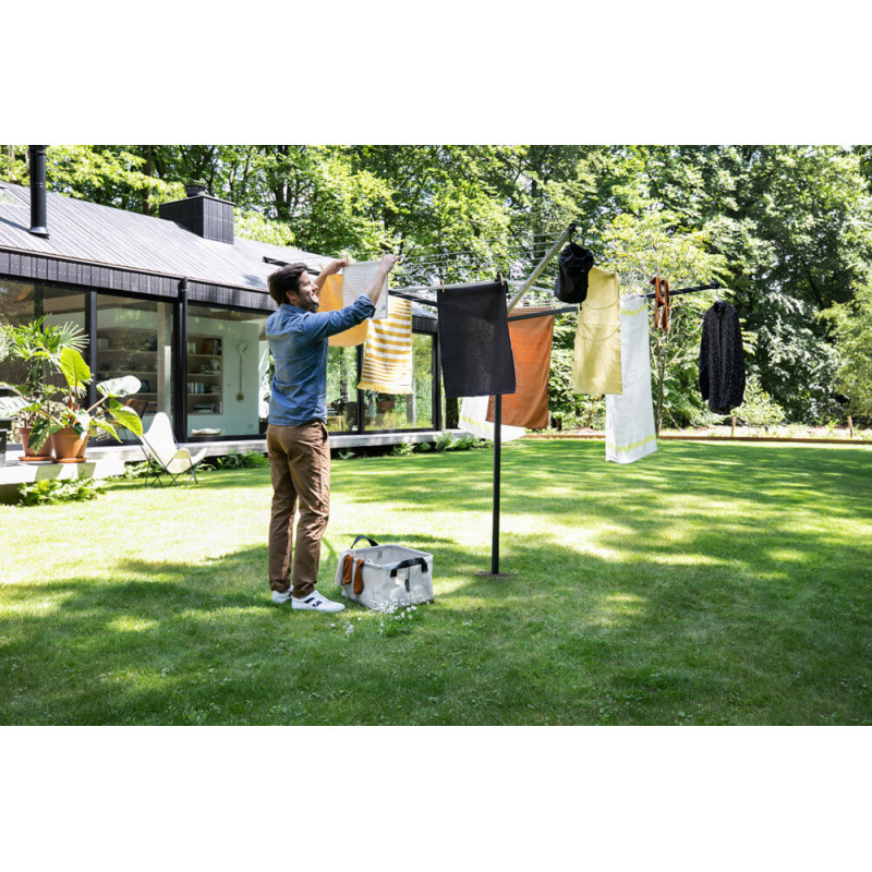 Uscator de rufe pentru exterior Brabantia Lift-O-Matic 1003464, 50 m, Inaltime reglabila, Baza betonare, Rezistent la coroziune, Negru