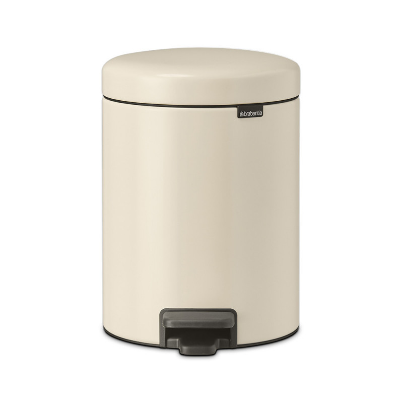 Cos de gunoi cu pedala Brabantia NewIcon 1005527, 5 L, Inchidere lina, Baza antiderapanta, Bej