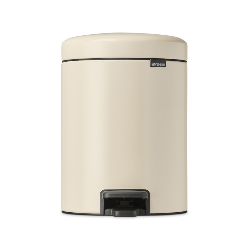 Cos de gunoi cu pedala Brabantia NewIcon 1005527, 5 L, Inchidere lina, Baza antiderapanta, Bej