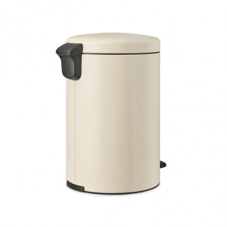 Cos de gunoi cu pedala Brabantia NewIcon 1005535, 20 L, Inchidere lina, Baza antiderapanta, Bej