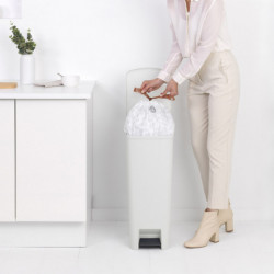 Coș cu pedală Brabantia StepUp 1005556, 40 L, Materiale ecologice, Deschidere mare, Gri deschis