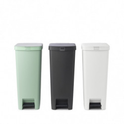 Coș cu pedală Brabantia StepUp 1005556, 40 L, Materiale ecologice, Deschidere mare, Gri deschis