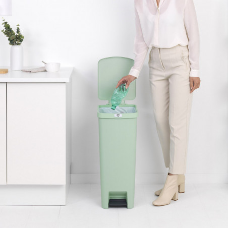 Coș cu pedală Brabantia StepUp 1005558, 40 L, Materiale ecologice, Deschidere mare, Verde deschis