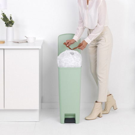 Coș cu pedală Brabantia StepUp 1005558, 40 L, Materiale ecologice, Deschidere mare, Verde deschis