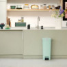 Coș cu pedală Brabantia StepUp 1005558, 40 L, Materiale ecologice, Deschidere mare, Verde deschis