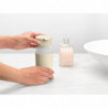 Dozator pentru sapun lichid Brabantia ReNew 1006264, 250 ml, Baza antiderapanta, Fara picurare, Bej