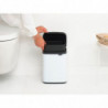 Cos de gunoi Brabantia Bo Small 1006621, 4 L, Deschidere lina si silentioasa, Baza antiderapanta, Alb