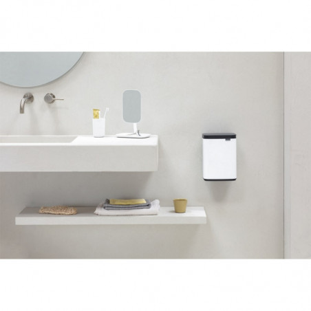 Cos de gunoi Brabantia Bo Small 1006621, 4 L, Deschidere lina si silentioasa, Baza antiderapanta, Alb