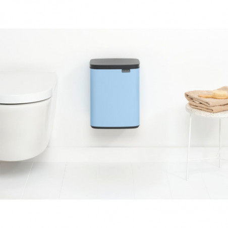 Cos de gunoi Brabantia Bo Small 1006631, 7 L, Deschidere lina si silențioasa, Baza antiderapanta, Albastru deschis