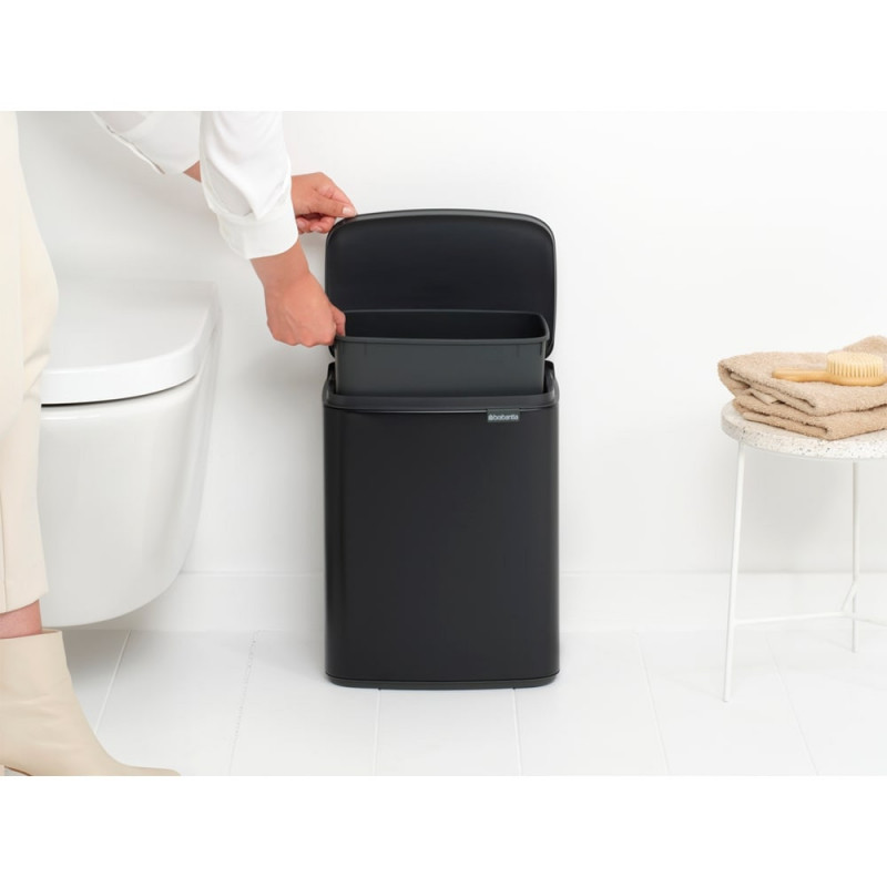 Cos de rufe Brabantia Bo Small 1006635, 12 L, Deschidere silentioasa si lina, Baza antiderapanta, Negru