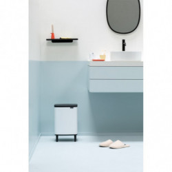 Cos de gunoi Brabantia Bo Small Hi 1006647, 12 L, Deschidere lina si silentioasa, Baza antiderapanta, Alb