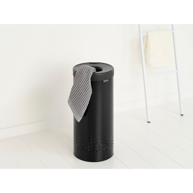 Cos de rufe Brabantia 1008916, 35 L, Capac din plastic, Umplere fara deschidere, Gauri aerisire, Negru