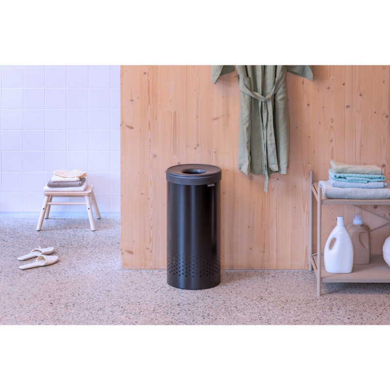 Cos de rufe Brabantia 1008916, 35 L, Capac din plastic, Umplere fara deschidere, Gauri aerisire, Negru
